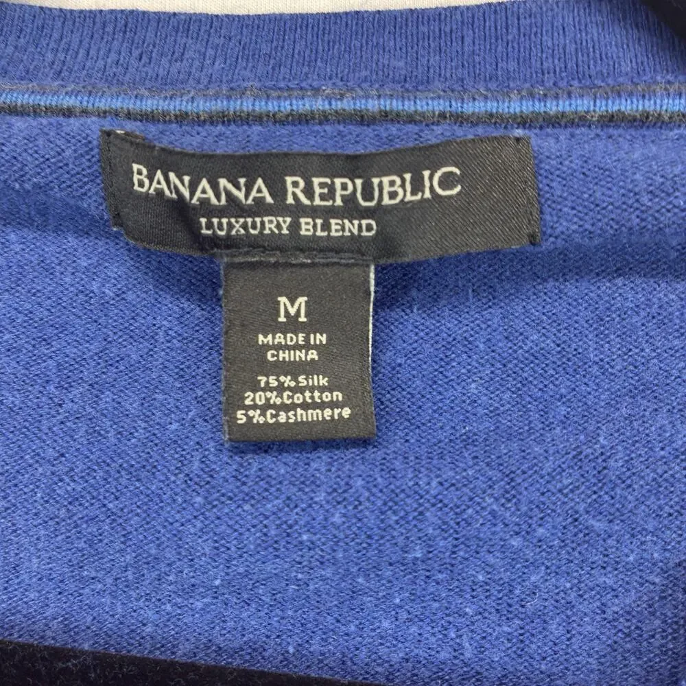 Banana Republic Men’s Medium V Neck Sweater Blue Silk Cashmere Luxury Blend